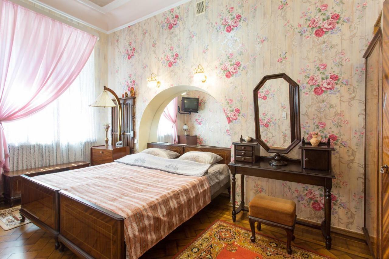Apartment In The Center Of Harkov Kültér fotó